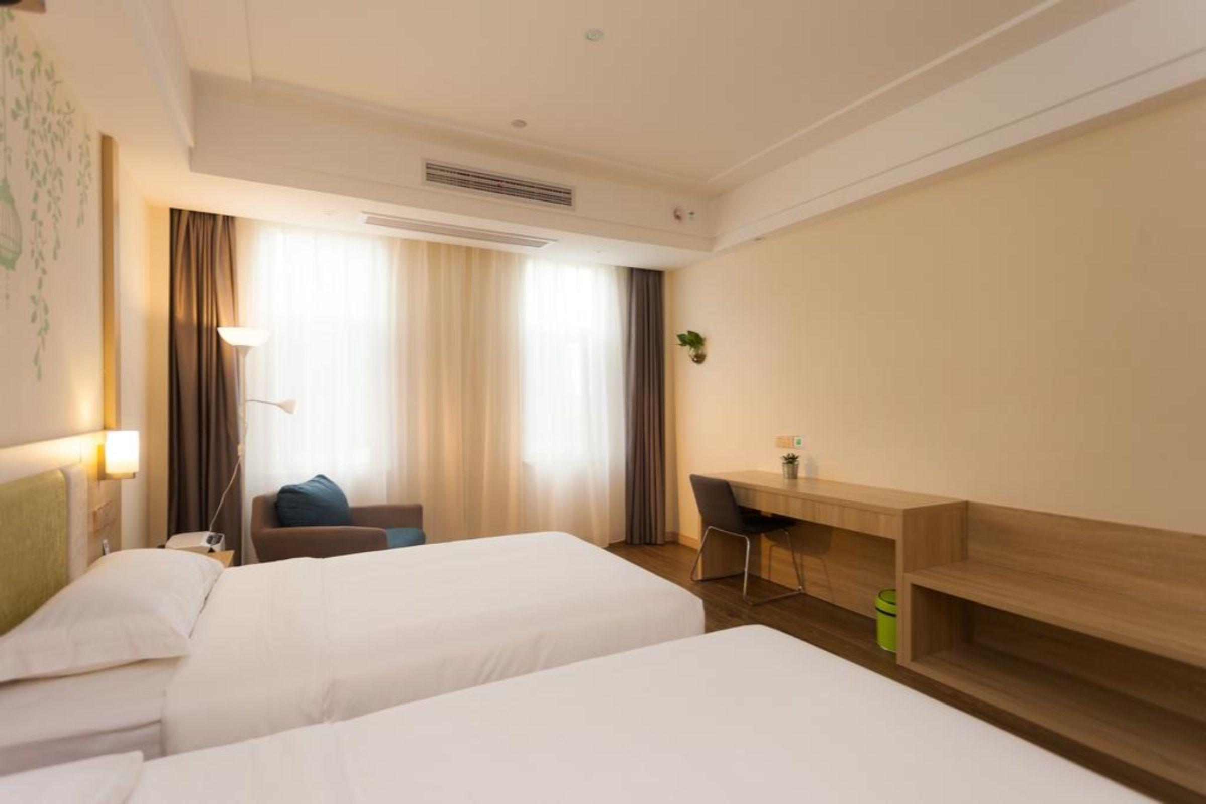 Hotel Ibis Styles Nantong Development Zone Shimao Plaza Exterior foto